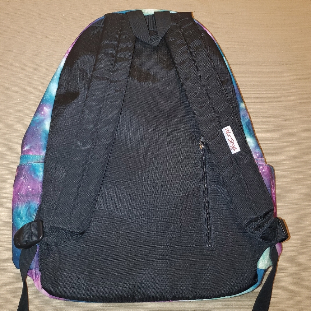 Used backpack - Picture 4 of 5